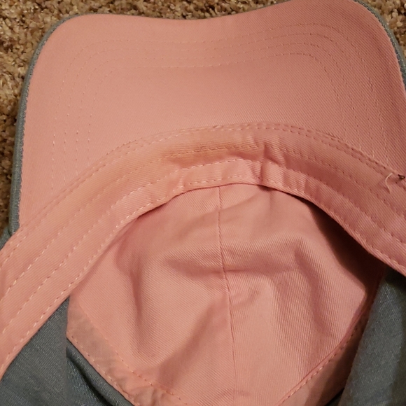 Vineyard Vines hat denim blue w/ pink - Picture 4 of 5